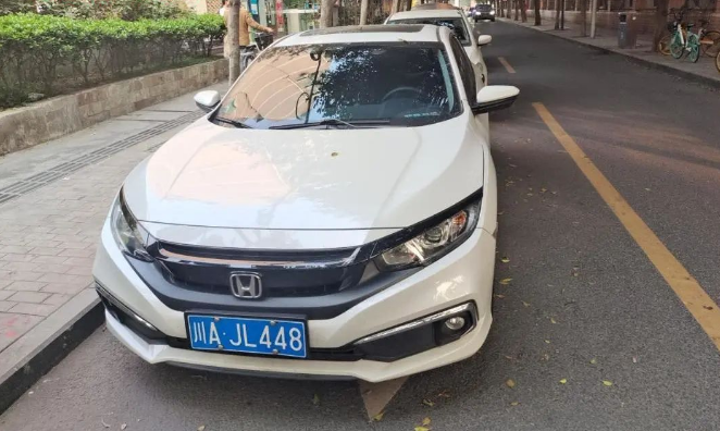 违停不止，曝光不停！