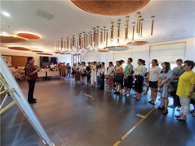 省妇联执委培训班来温开展现场教学