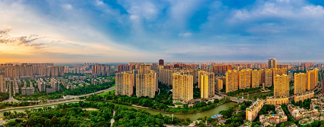 坚决把总书记厚望嘱托转化为发展强劲动能 ——习近平总书记来川视察重要指示精神在成都干部群众中引发强烈反响（二）