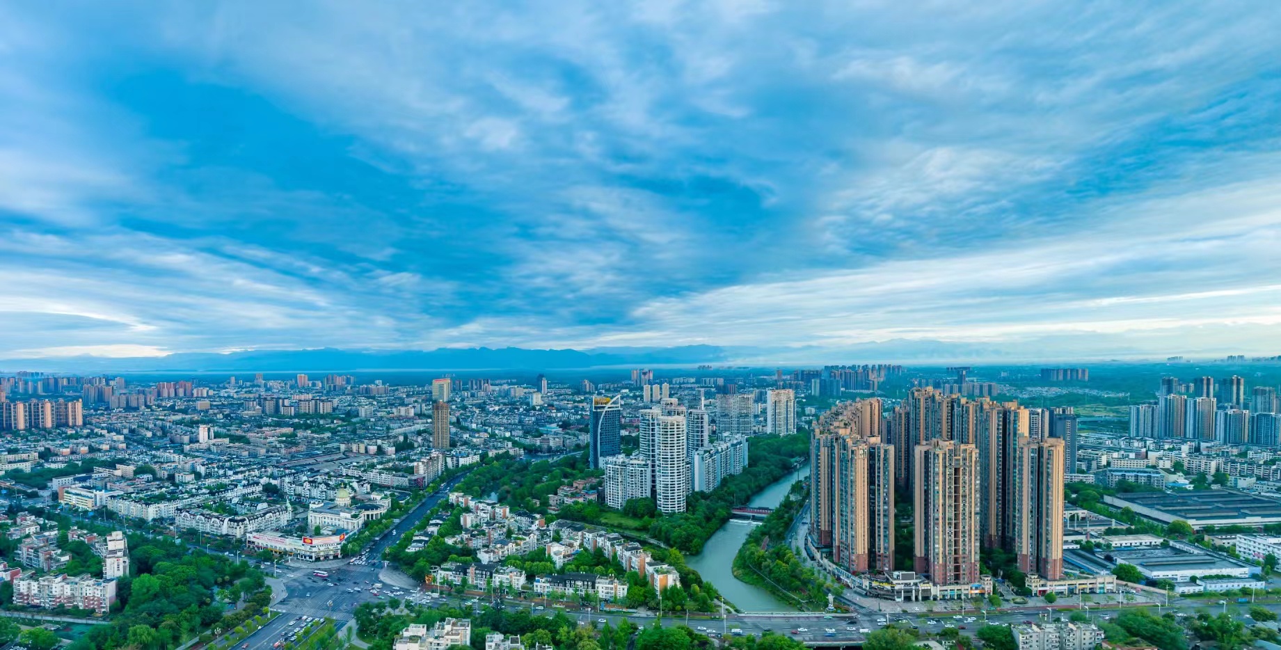 坚定不移推动高质量发展 ——四论深入学习贯彻习近平总书记来川视察重要指示精神