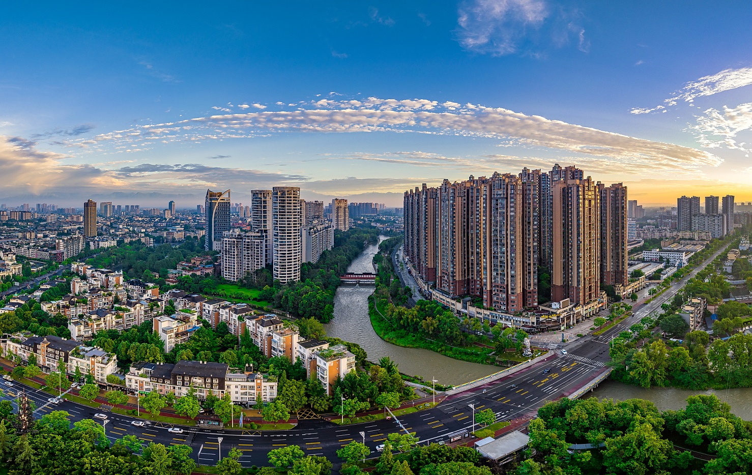 不断推进成都乡村振兴“走在前列、起好示范” 习近平总书记来川视察重要指示精神在成都干部群众中引发强烈反响（四）