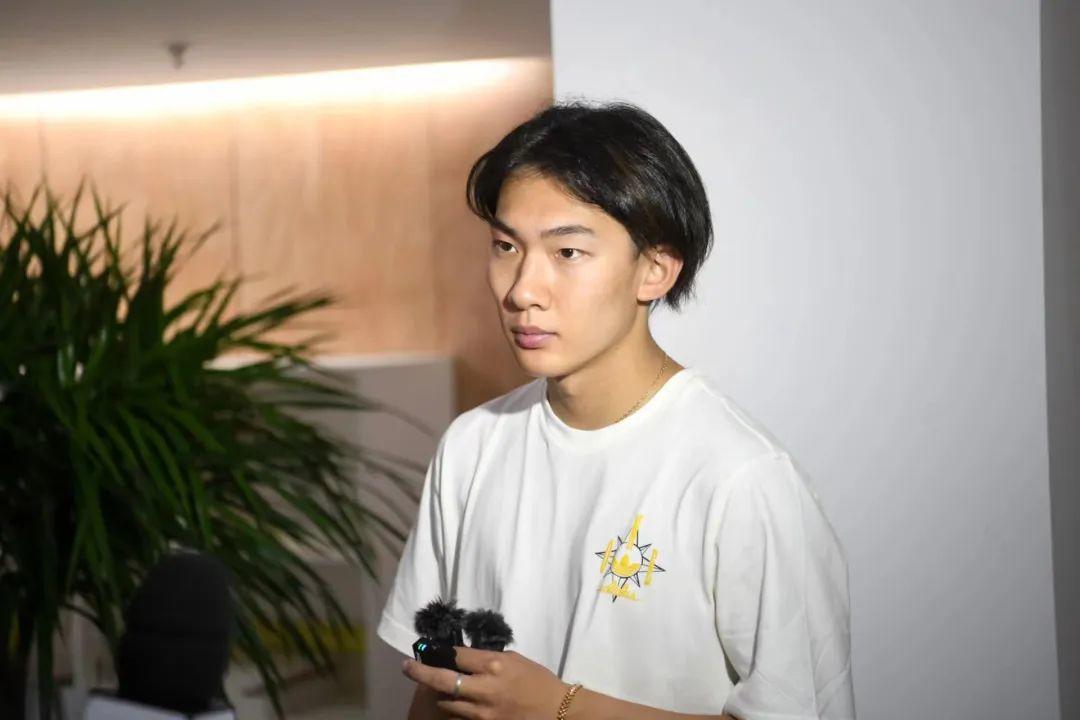苏翊鸣，清华报到！