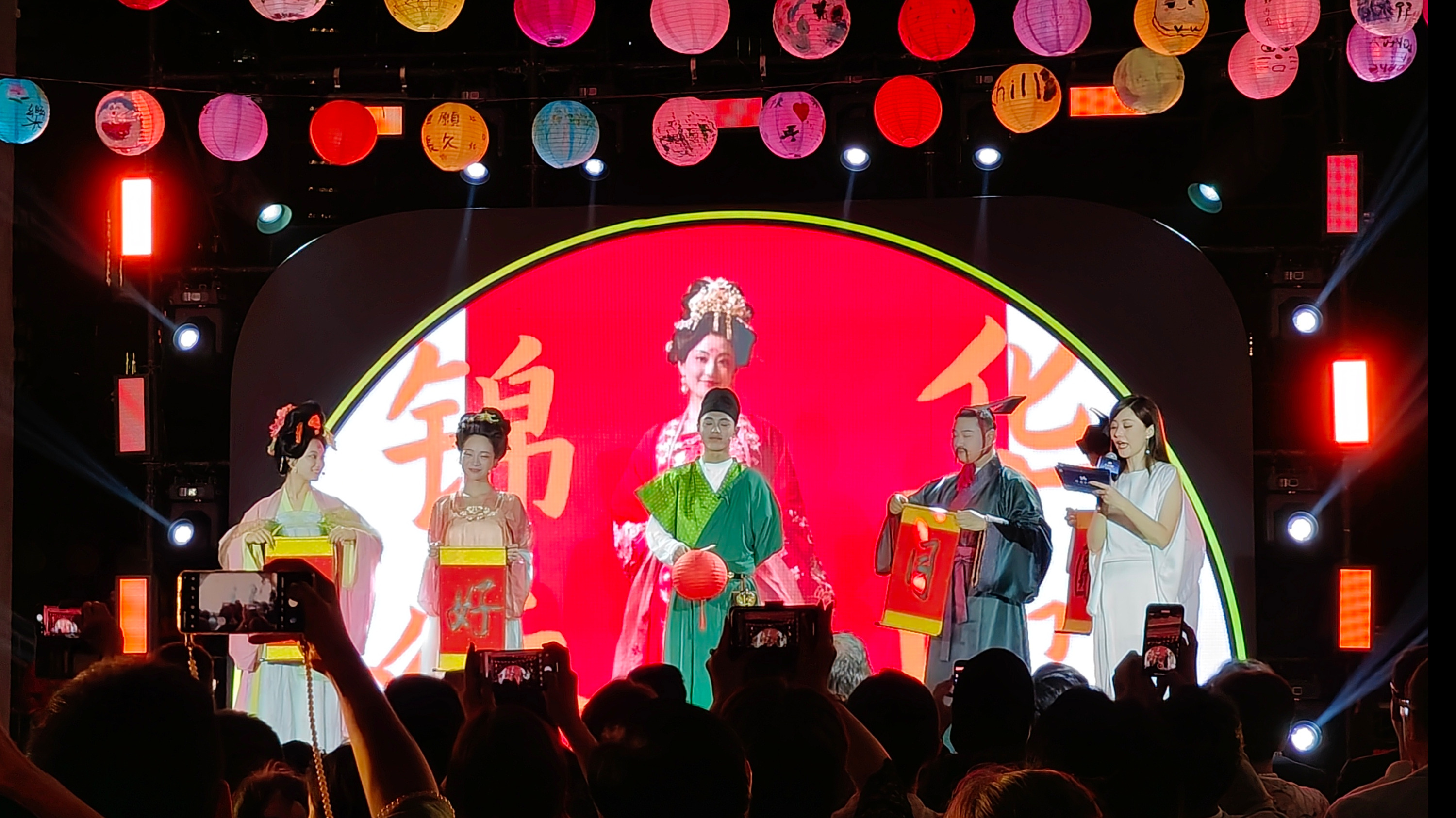 霓裳盛世 衣起锦官映香江——第二届（成都）汉服周在香港启幕