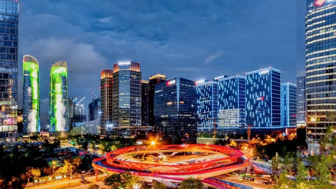 到成都街头走一走丨无人机、灯光秀点亮城市夜空！交子大道中秋诗会等你来