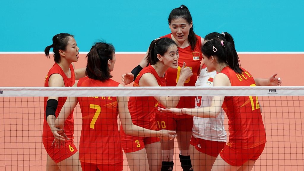 冲金！中国女排3比0击败泰国队 晋级亚运会女排决赛