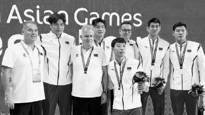 痛心！中国男子水球队主教练飞机上离世，几天前率队获亚运会亚军