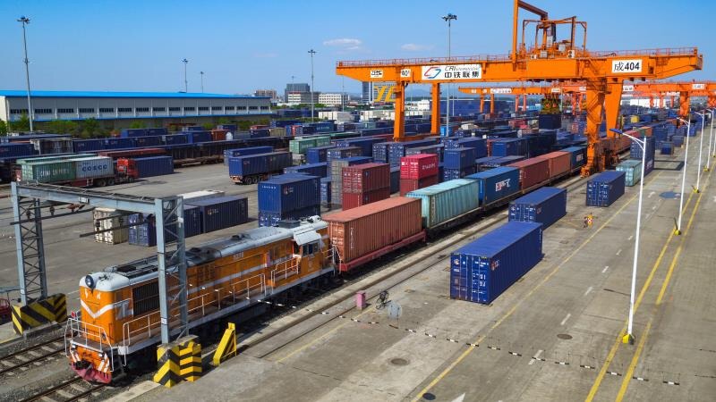 连续3个月环比增长 前10个月四川外贸进出口7695.1亿元