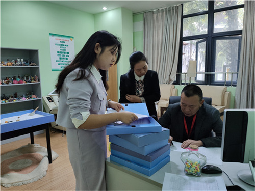 文翁实验中学老师图片