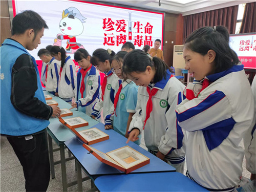 图片13.jpg