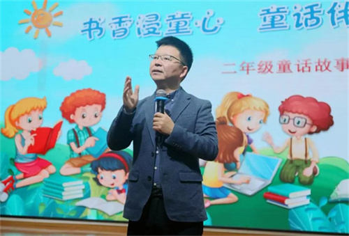 杨柳校长.jpg