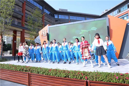 《珍爱生命》歌曲表演照片4.jpg