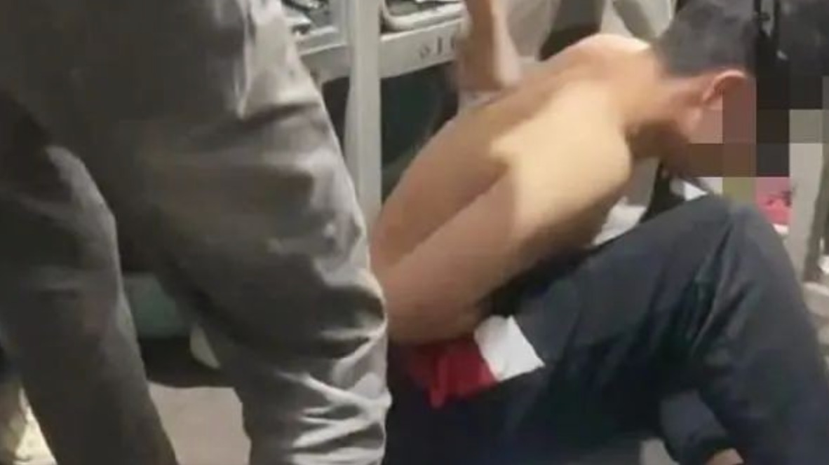 “中专生不交保护费遭群殴”，警方通报：2人被采取刑事强制措施