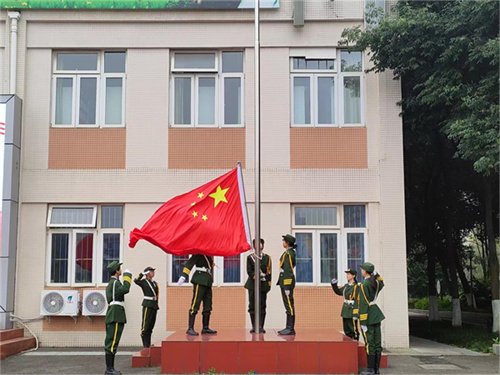 升旗仪式2.jpg
