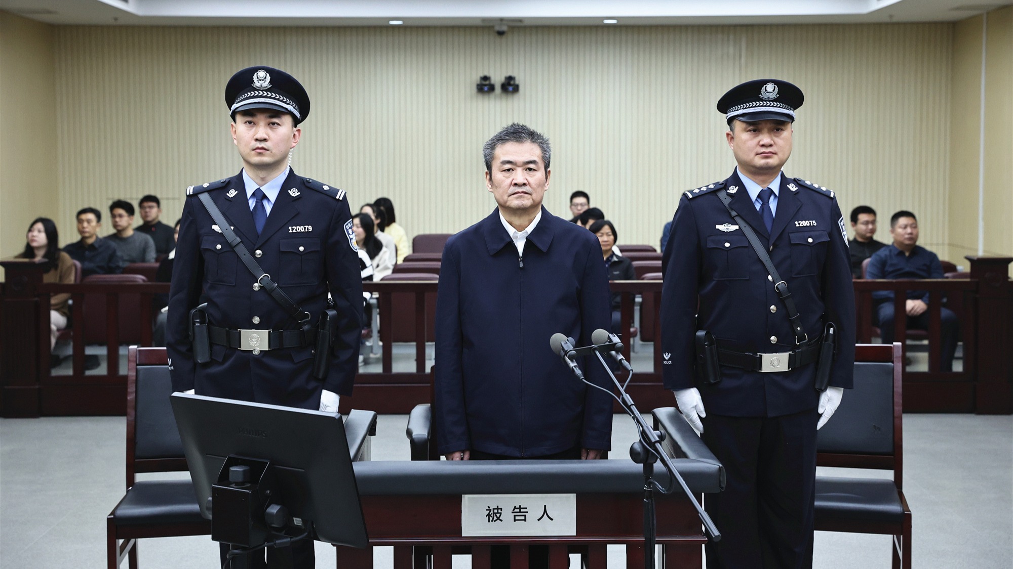 青海省委原常委、省人大常委会原党组书记、副主任李杰翔受贿案一审开庭