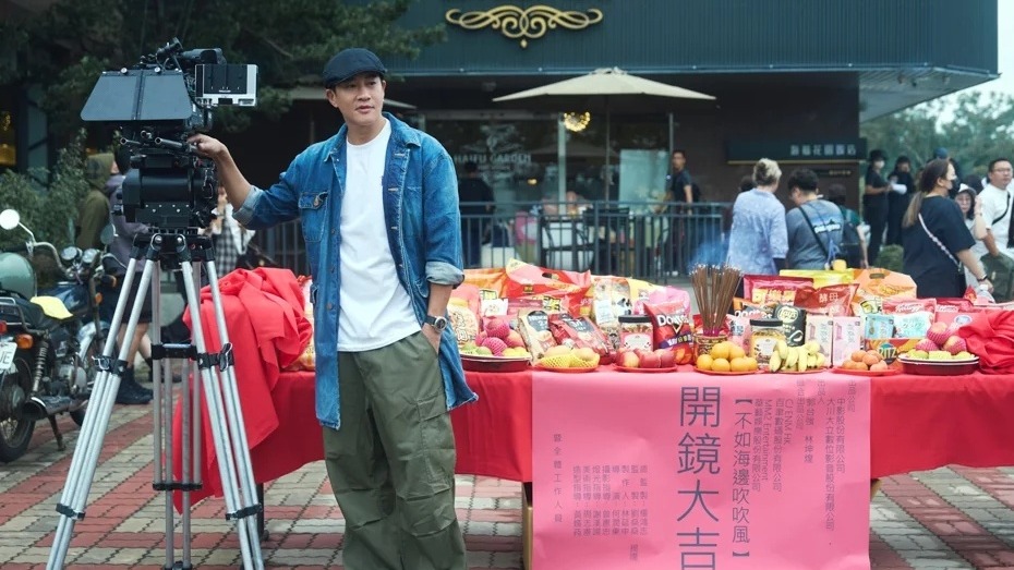 演员何润东遭遇车祸 本人回应：人没事