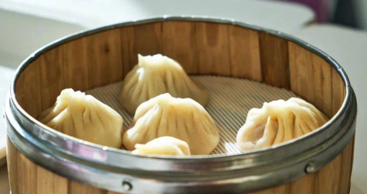 经常不吃早餐会加速衰老，最佳进食时间是→