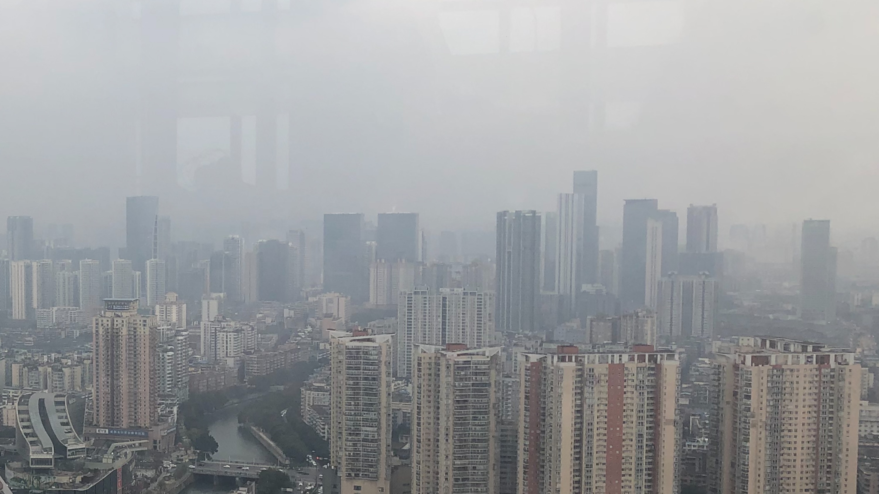 明日起，重污染天气黄色预警启动  尾号限行时间有变