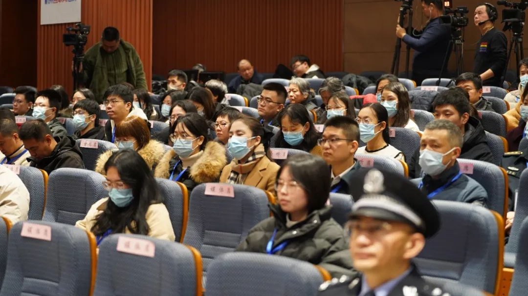 “开国少将被造谣成叛徒”案宣判：三名自媒体博主道歉、赔偿
