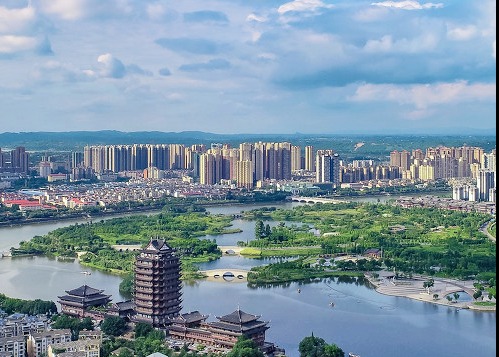 7张海报、7组数据，看全省首条跨市城市公交T50这5年→