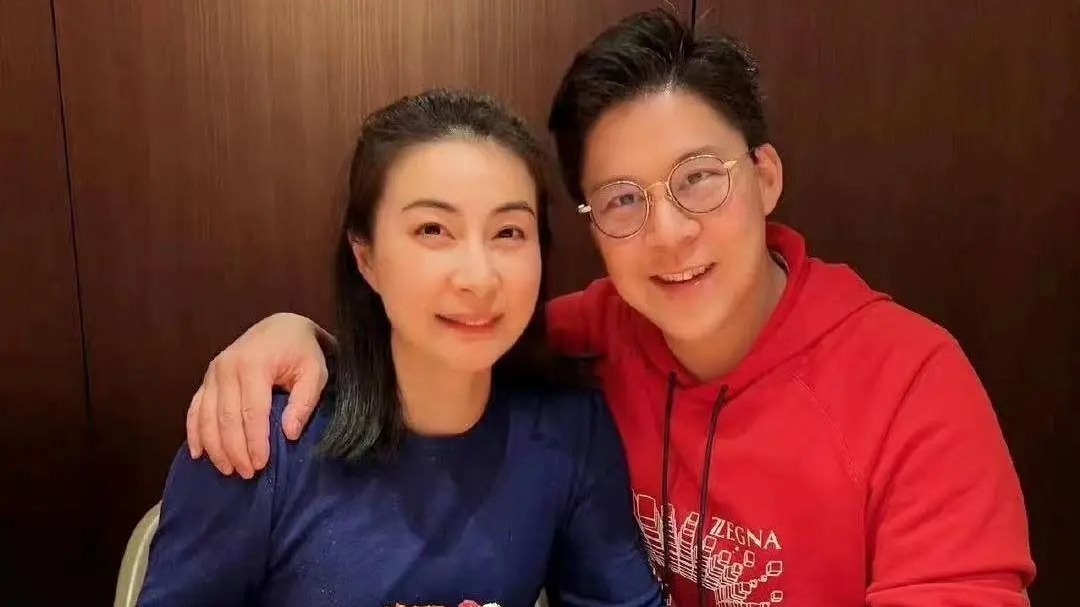 霍启刚发文回应向震区捐款传闻：“略尽绵力”
