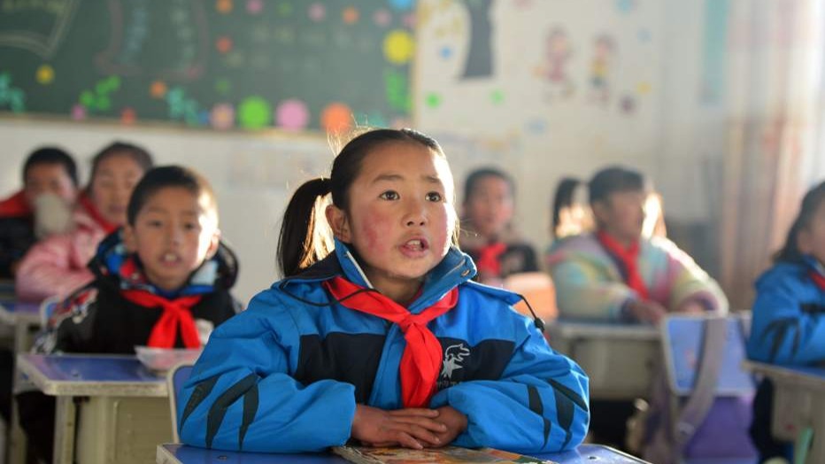 甘肃积石山地震灾区中小学有序复课