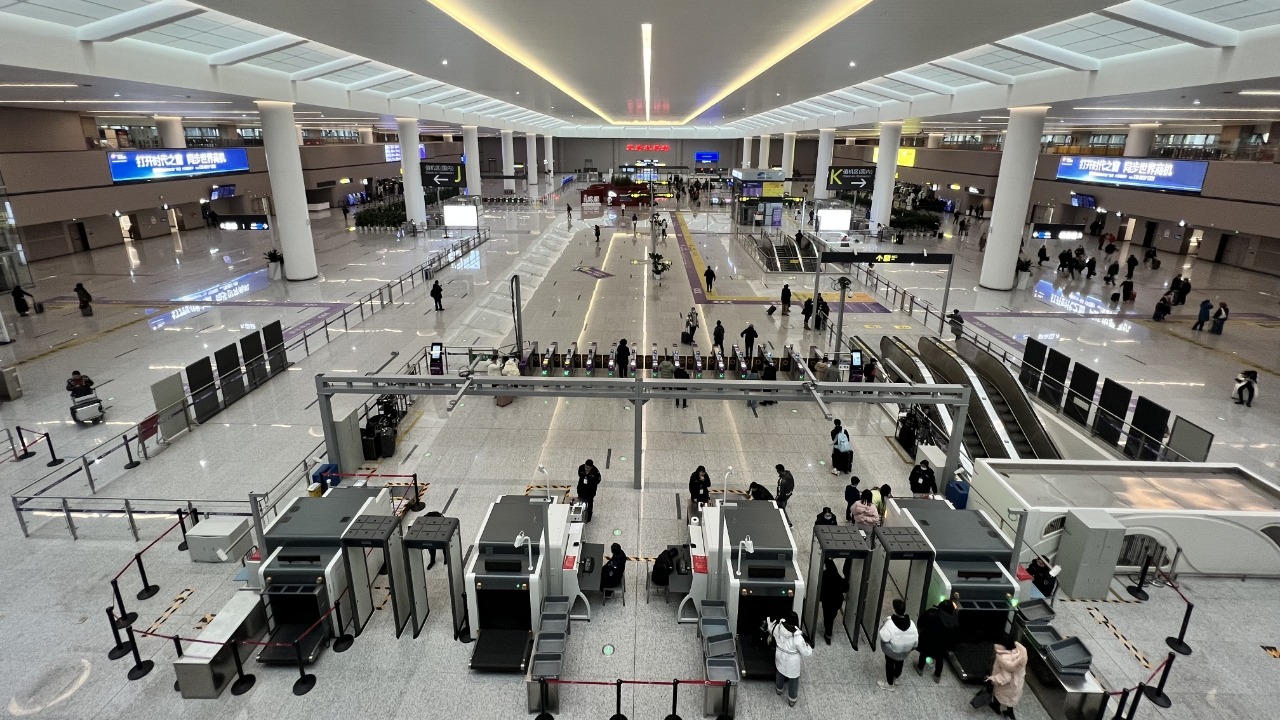 实现“空铁联运” 天府机场站让旅客幸福到“起飞”