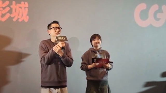 视频｜《潜行》成都路演  刘德华说四川话与成都影迷一起跨年