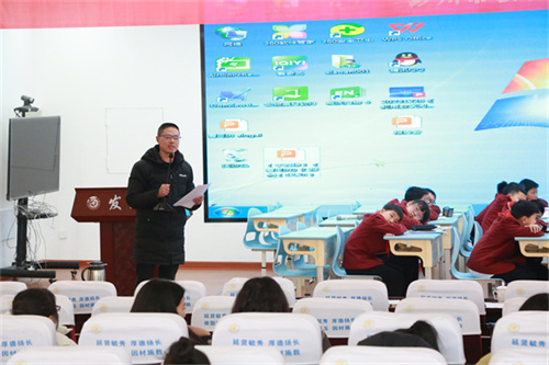 1(2)王小波.jpg