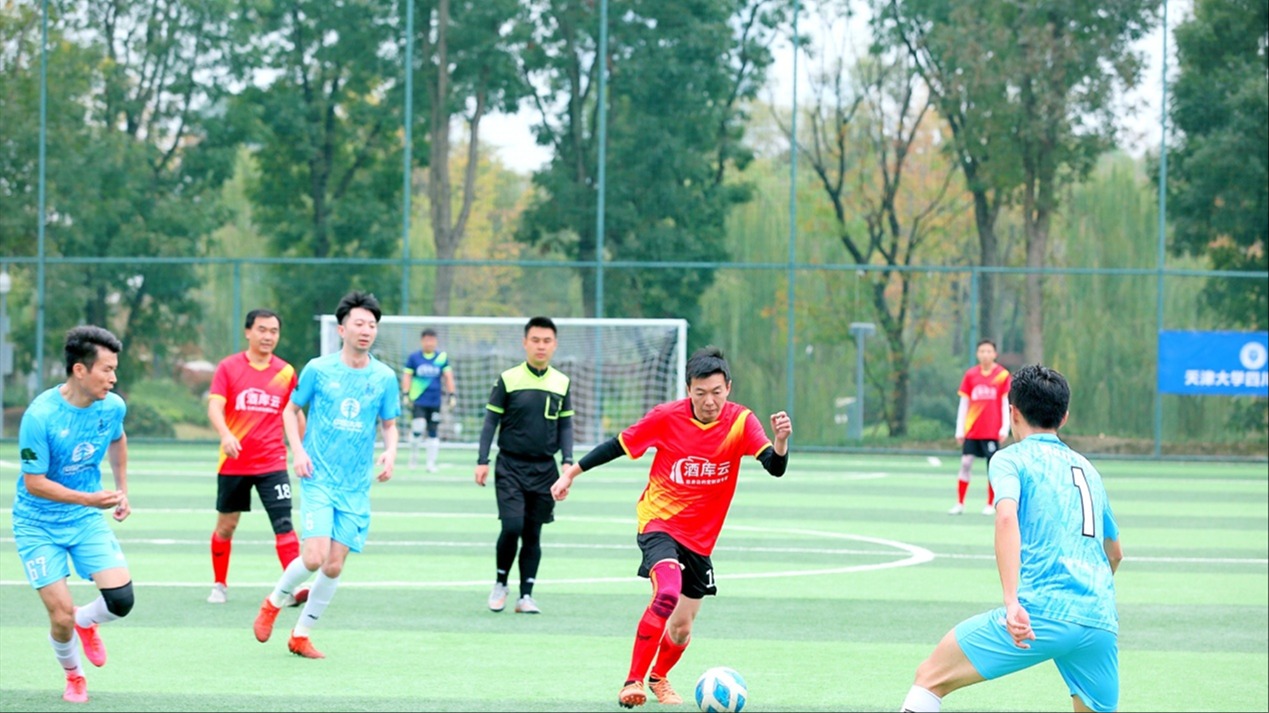 允许俱乐部对所属球队冠名，中国足协解读职业俱乐部球队冠名新规定