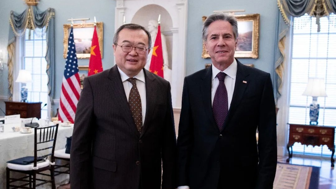 中联部部长刘建超会见美国国务卿布林肯