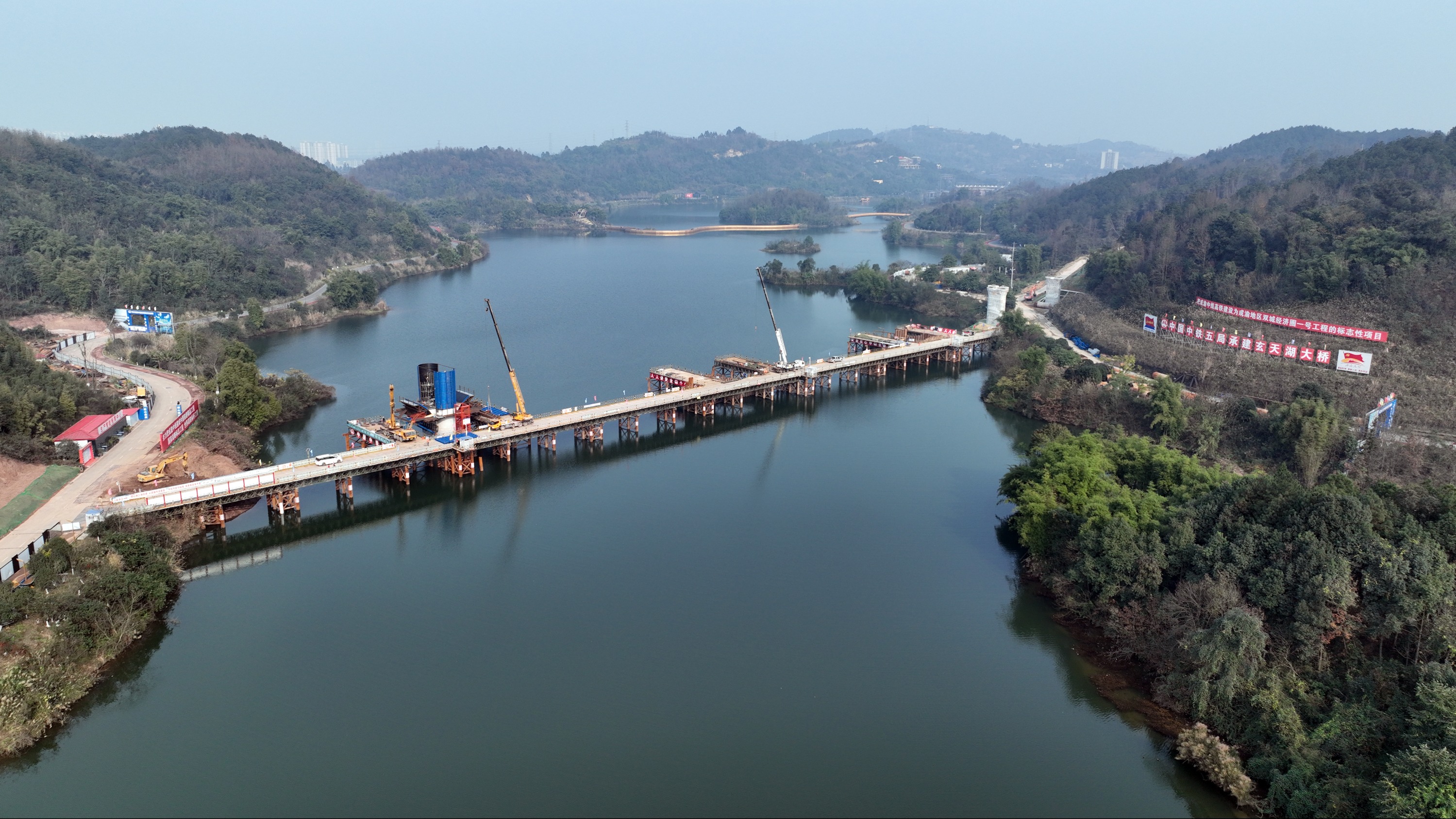 2023年国铁成都局开通及提速线路1090公里