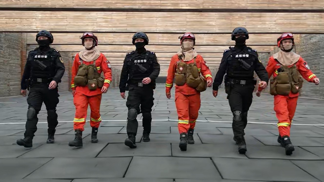 视频 | 《“火焰蓝”换岗记》重磅上线！森林消防员公安特警角色互换