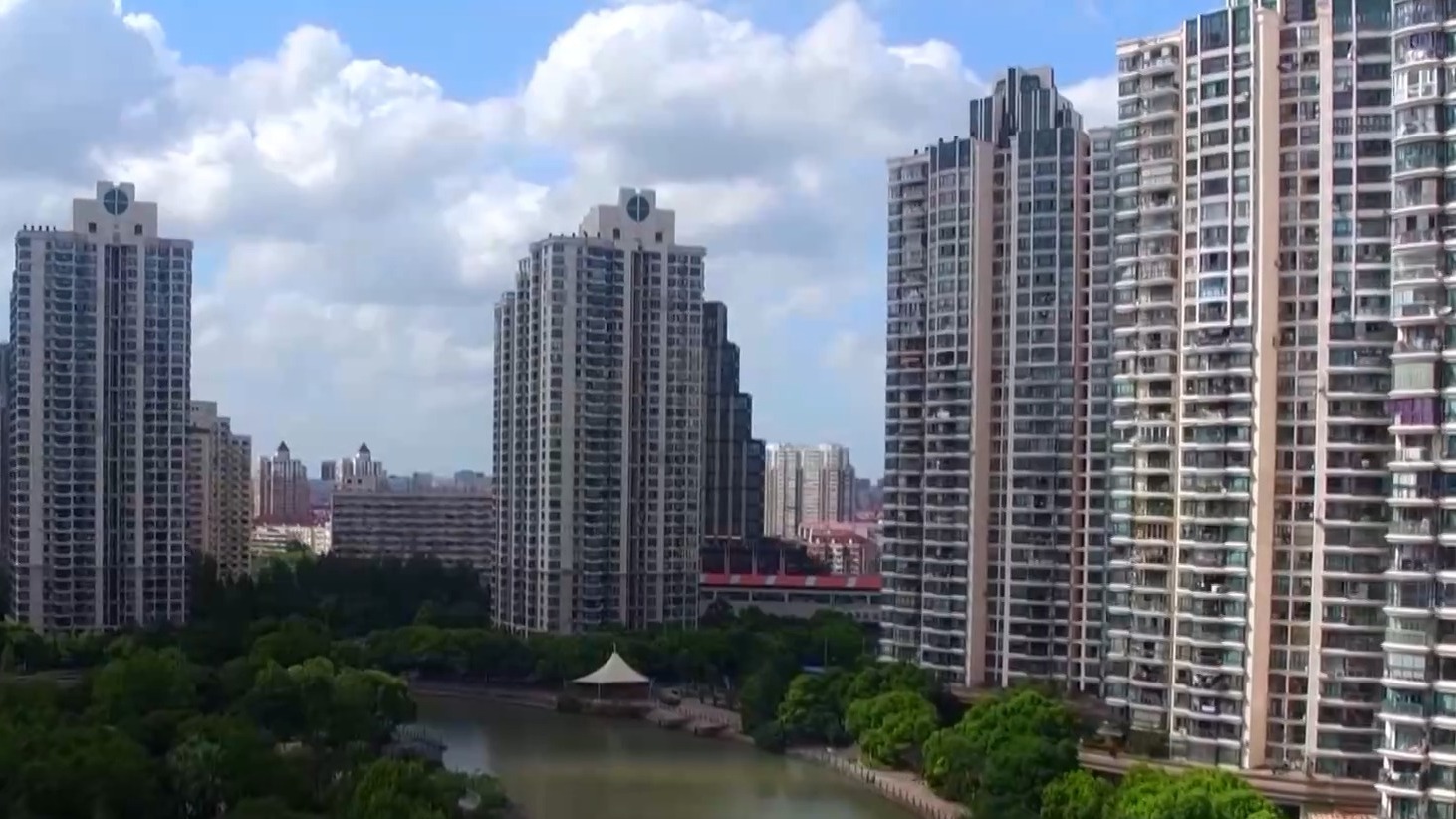 “房票”怎么用？如何让“房票安置”政策更好落地？专家解读→