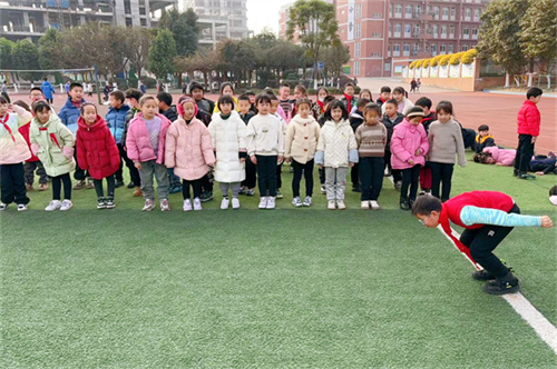 体育.JPG