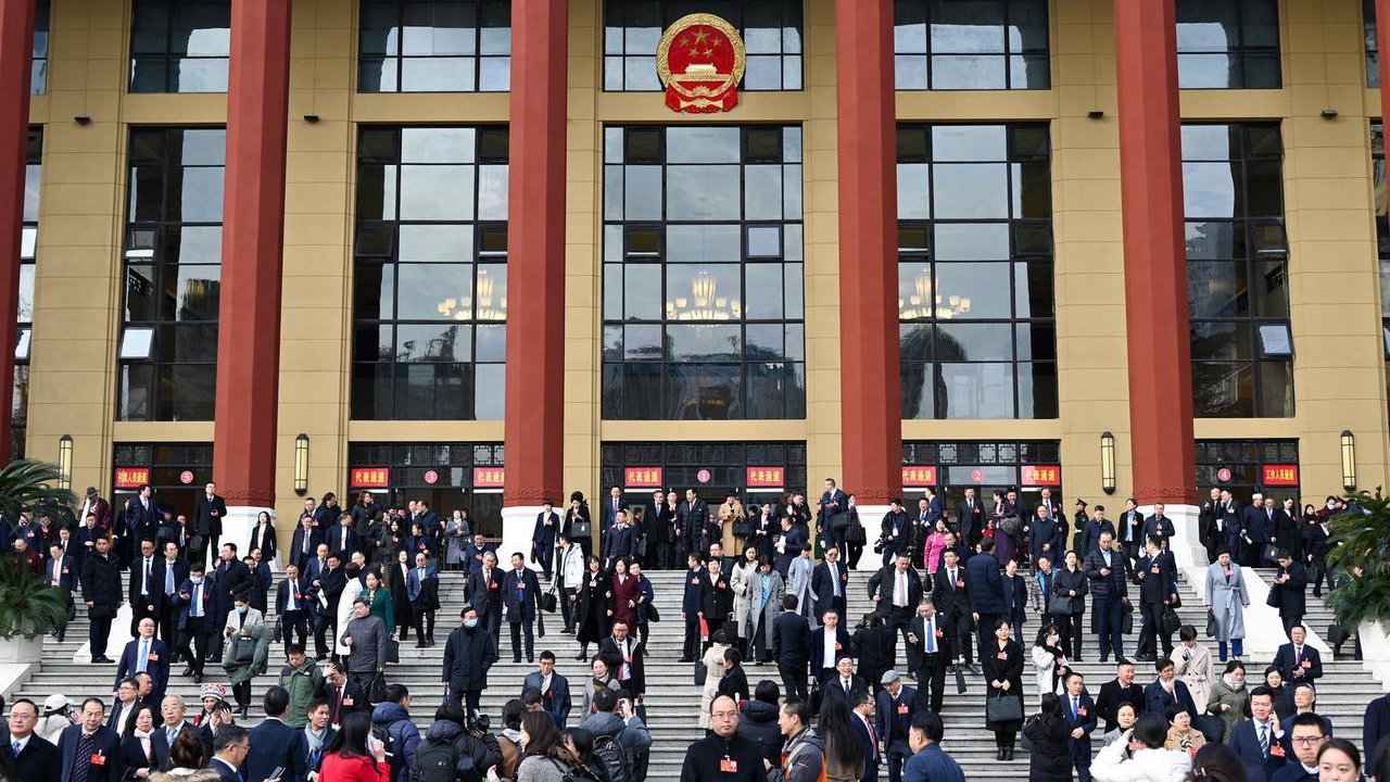 四川如何发展人工智能产业？省政协委员们带来了这些“金点子”