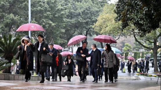 继续“6”！从政协委员眼中看四川经济发展新愿景｜两会观察日记