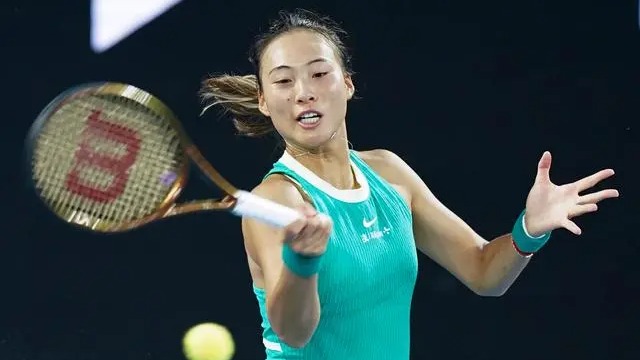 2024澳网女单决赛中国选手郑钦文不敌对手 获得亚军