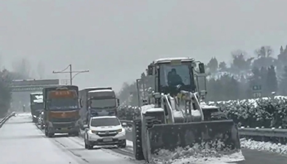 受降雪结冰影响，湖北湖南等地仍有107个路段封闭