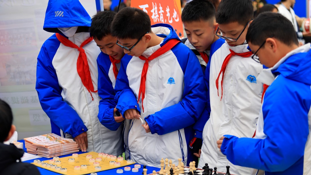 热辣滚烫！成都市中小学“开学第一课”由共享教师这样打开！