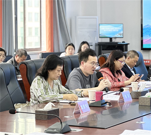 中心组李玉龙老师发言.jpg