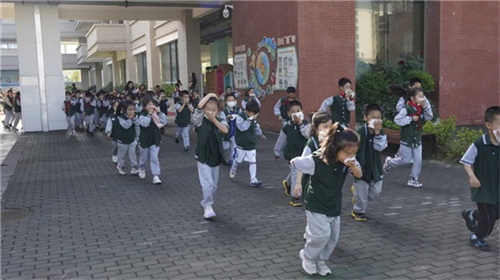 10044.jpg