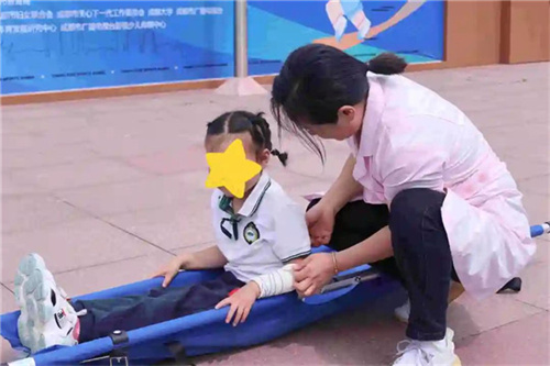 10049.jpg