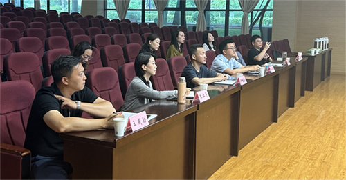 现场学习.jpg
