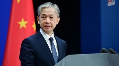 外交部回应袁松彪等3人案：强烈敦促英方立即纠正错误做法