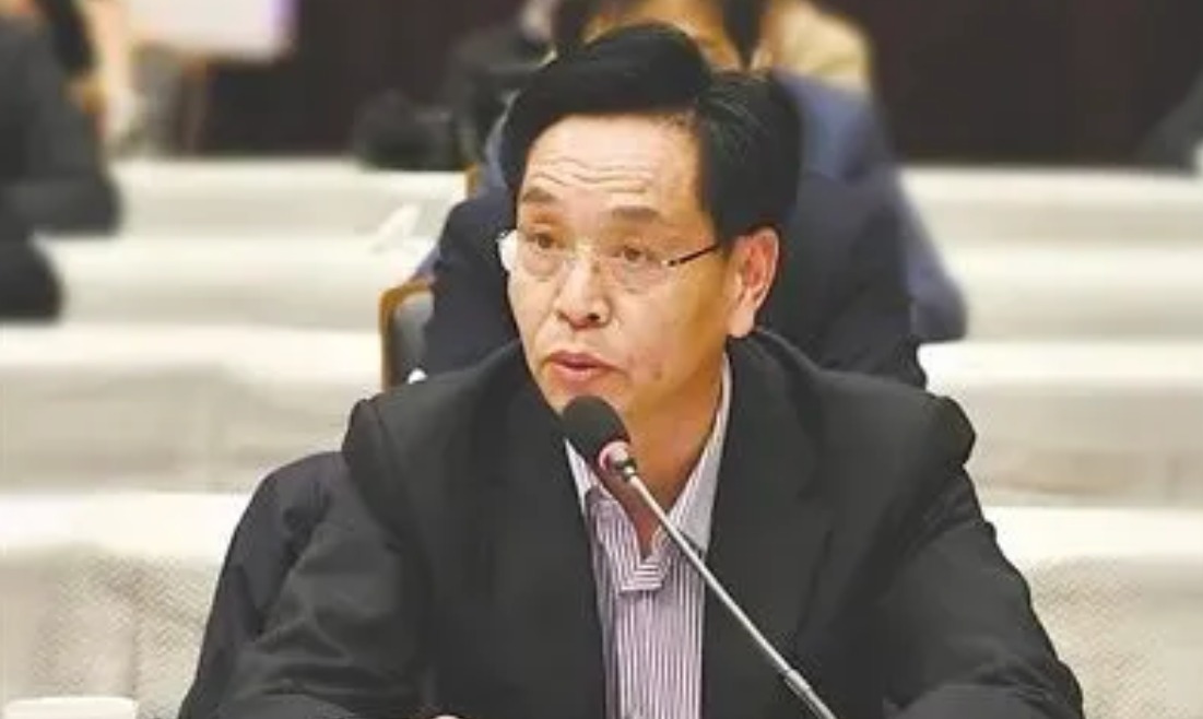 国家烟草专卖局副局长徐𬎆被查！