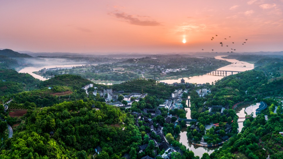 澎湃成都｜影视+文旅 成都首个影游联动沉浸式消费新场景落地金堂