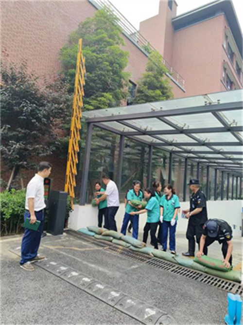 检修(3).jpg