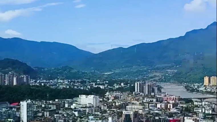 雅安雨城区：以“零容忍”态度开展消防安全隐患排查