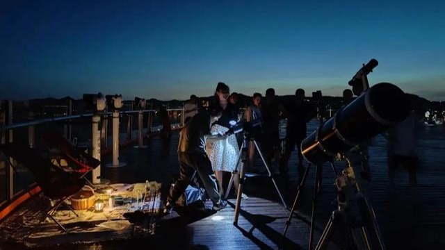 英仙座流星雨大爆发 这里有成都最浪漫的星空！