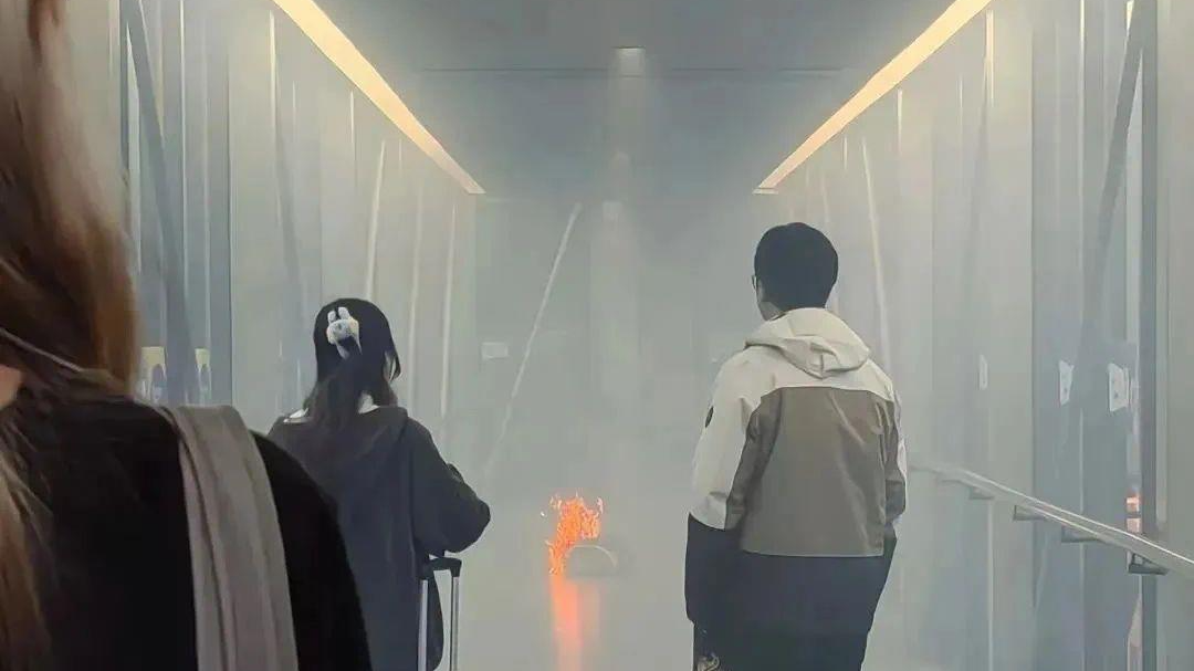 上海机场突发爆燃，携带充电宝坐飞机务必注意这几点
